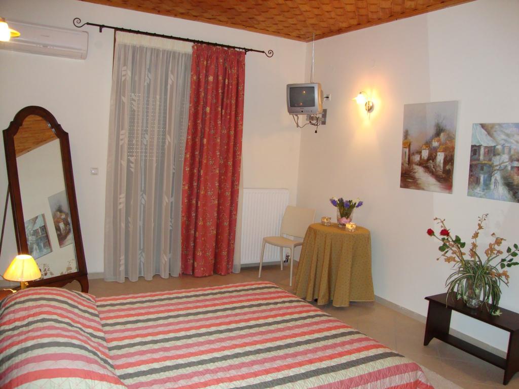 Bistola Guesthouse Vlakhokerasea Ngoại thất bức ảnh